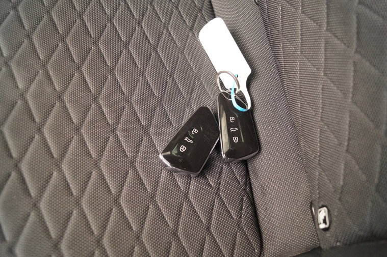 Vehicle Image 25