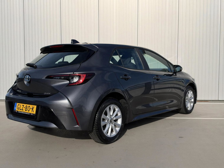 Vehicle Image 35