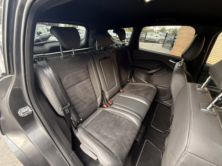 Vehicle Image 41