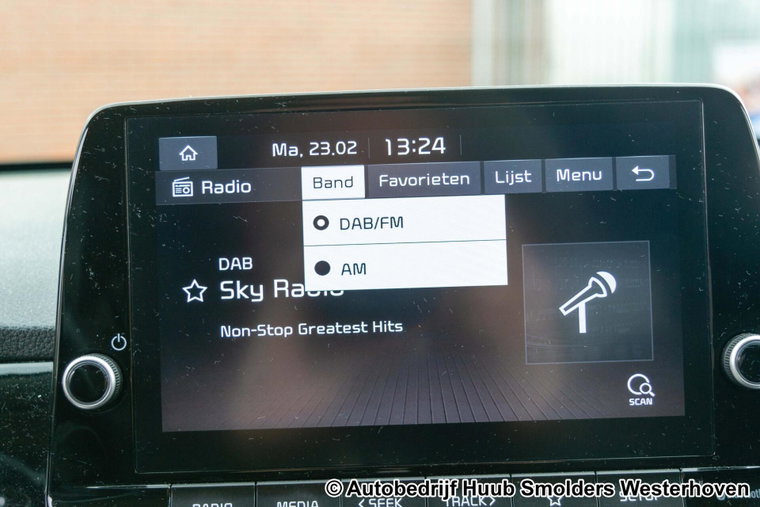 Vehicle Image 33