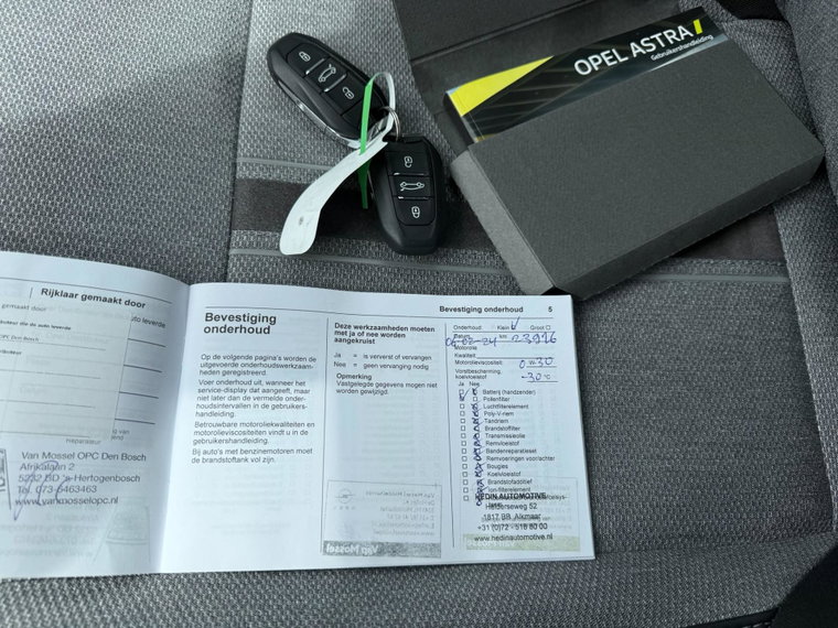 Vehicle Image 37