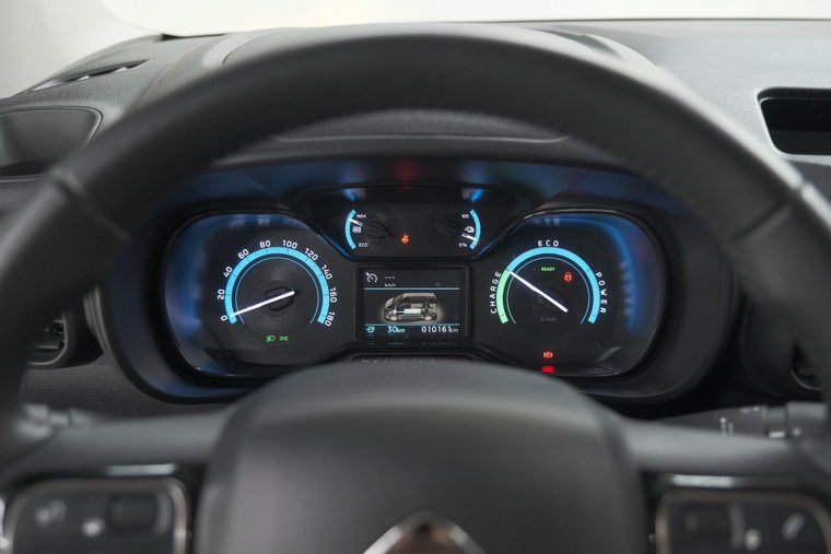 Vehicle Image 23
