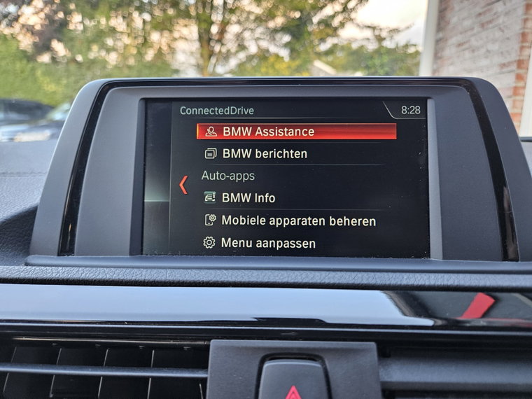 Vehicle Image 32
