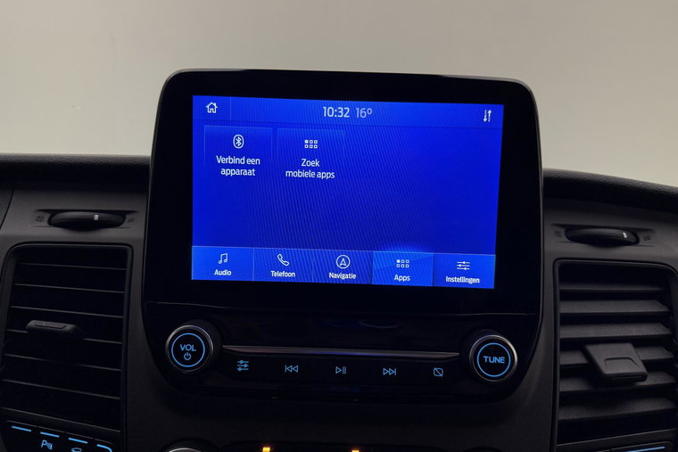 Vehicle Image 21