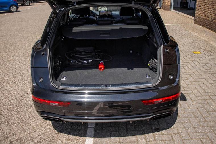 Vehicle Image 30