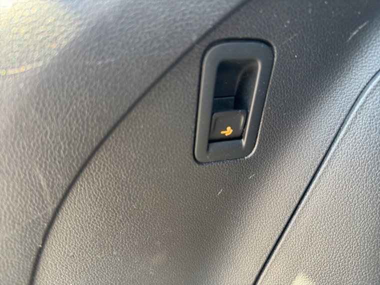 Vehicle Image 28