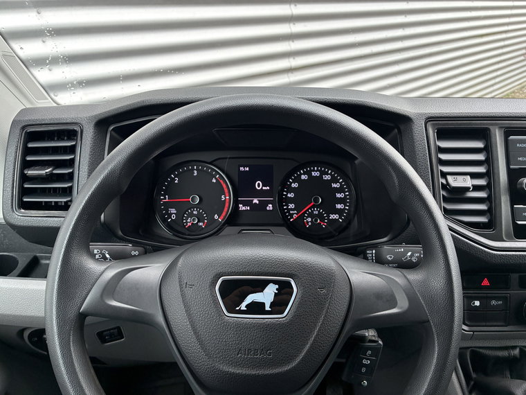 Vehicle Image 17
