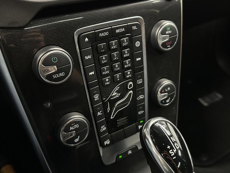 Vehicle Image 39