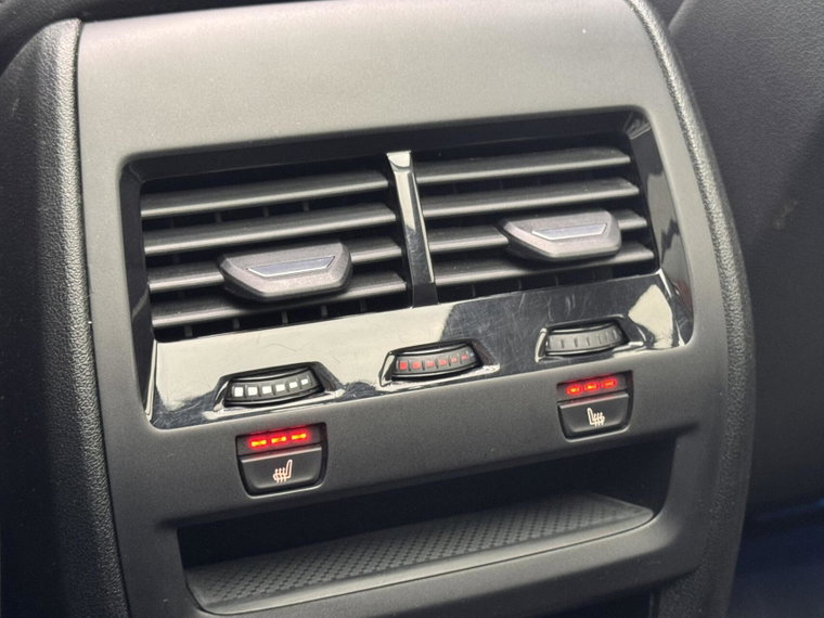 Vehicle Image 48
