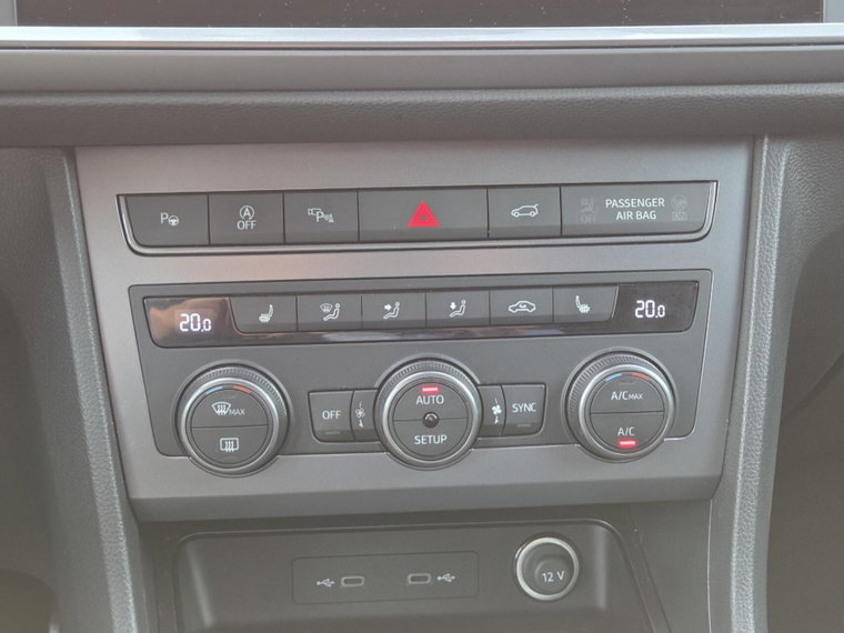 Vehicle Image 29