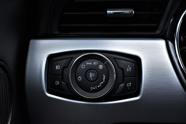 Vehicle Image 35