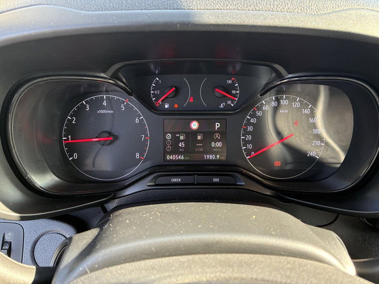Vehicle Image 17