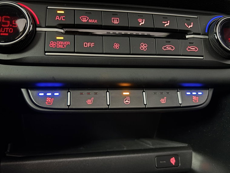 Vehicle Image 27