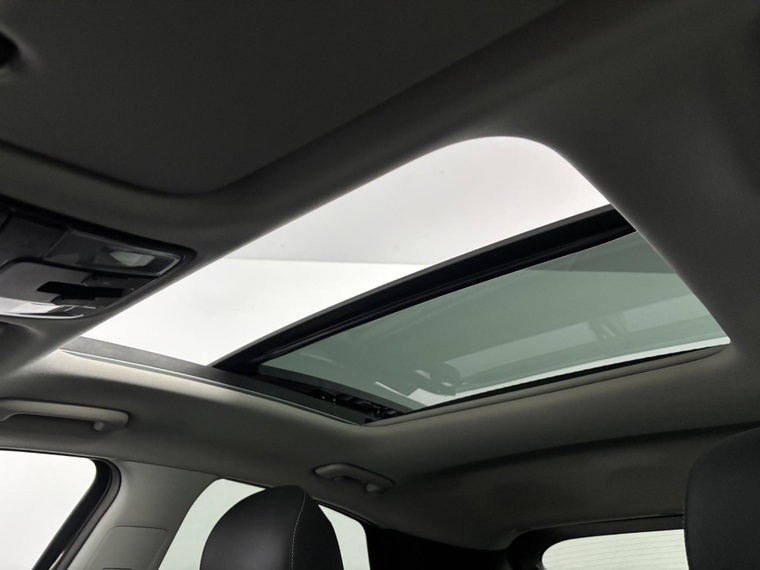 Vehicle Image 38