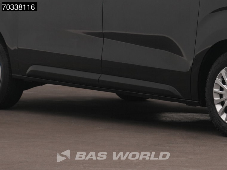 Vehicle Image 39