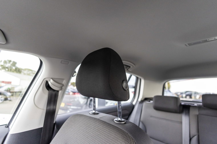 Vehicle Image 12