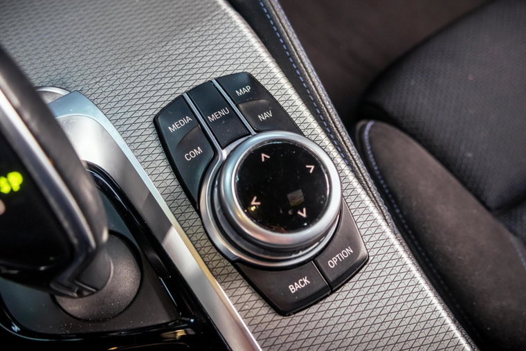 Vehicle Image 33