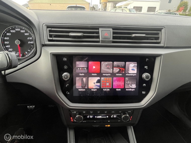 Vehicle Image 10