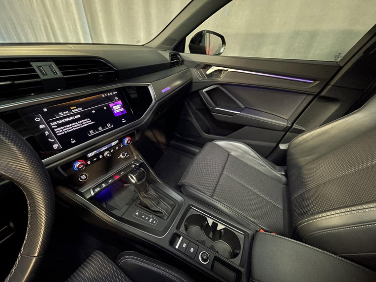 Vehicle Image 31