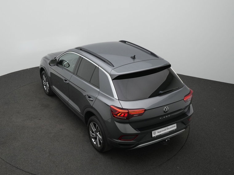 Vehicle Image 26