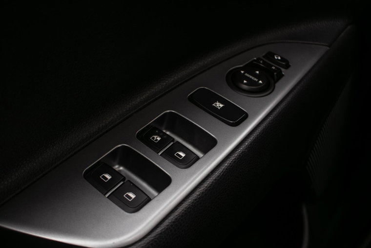 Vehicle Image 39