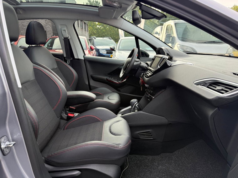 Vehicle Image 36