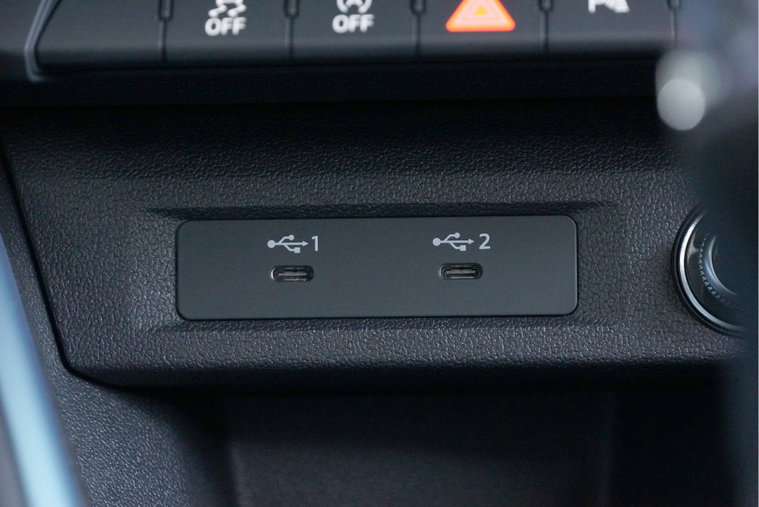 Vehicle Image 29