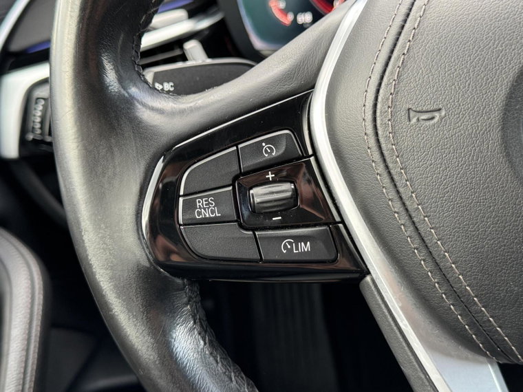 Vehicle Image 28