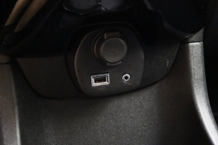 Vehicle Image 24