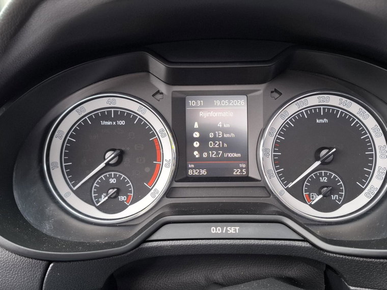 Vehicle Image 29