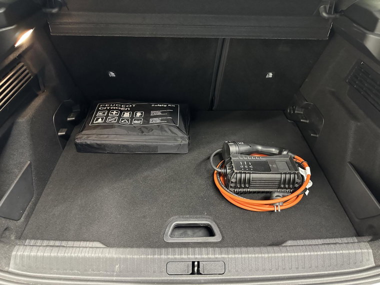 Vehicle Image 45