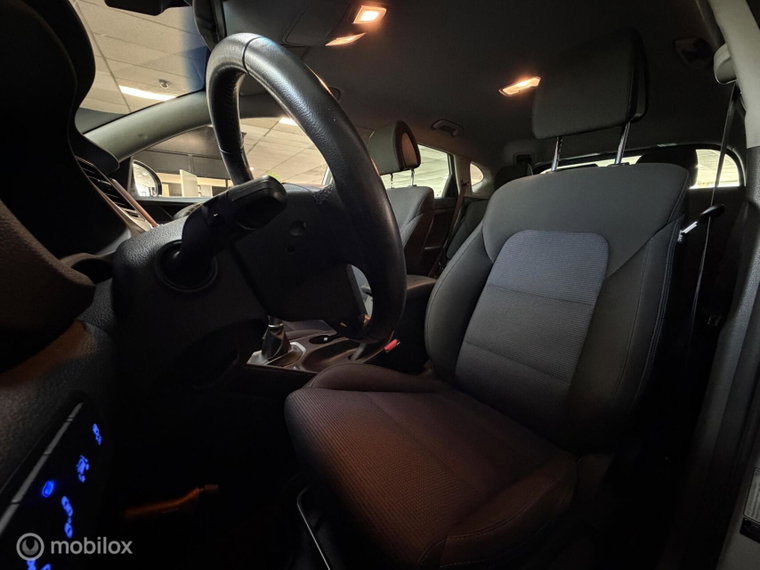 Vehicle Image 36