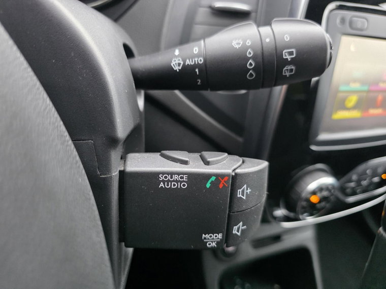 Vehicle Image 27