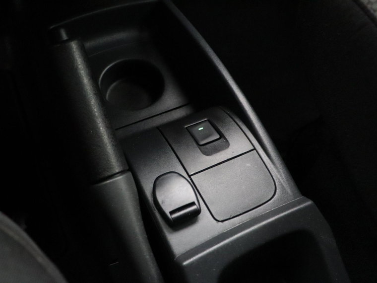 Vehicle Image 24
