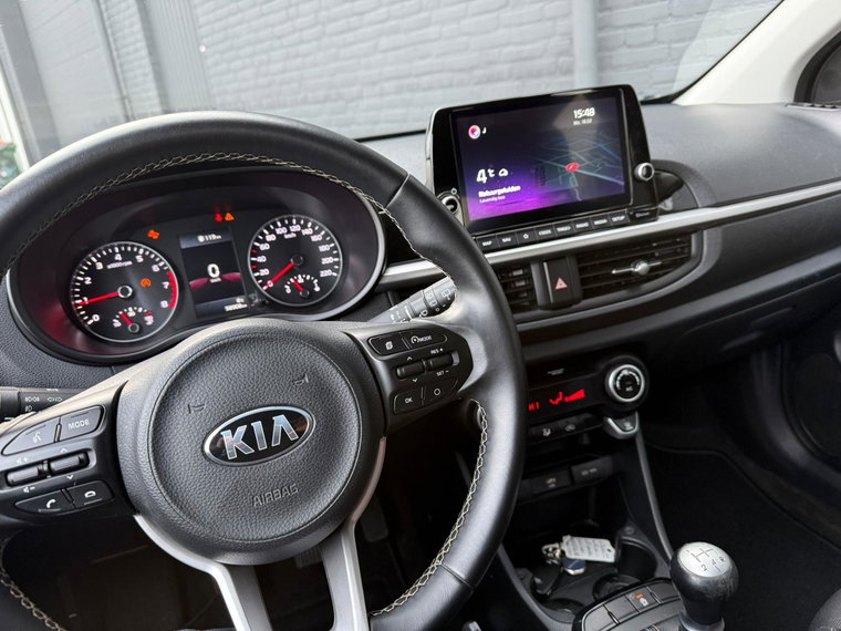 Vehicle Image 19