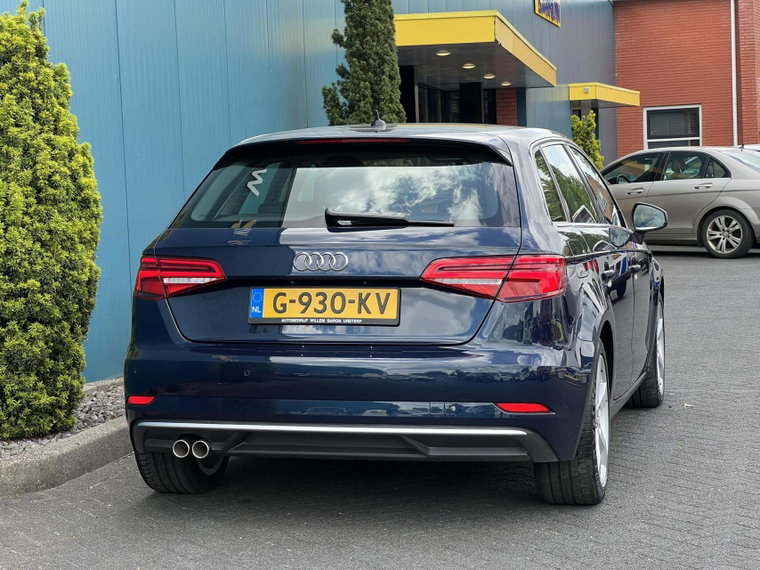 Vehicle Image 28