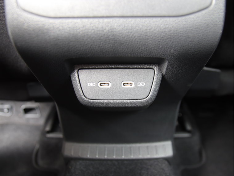 Vehicle Image 39