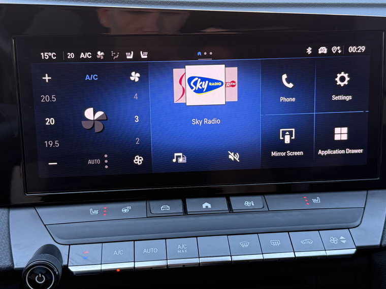 Vehicle Image 22