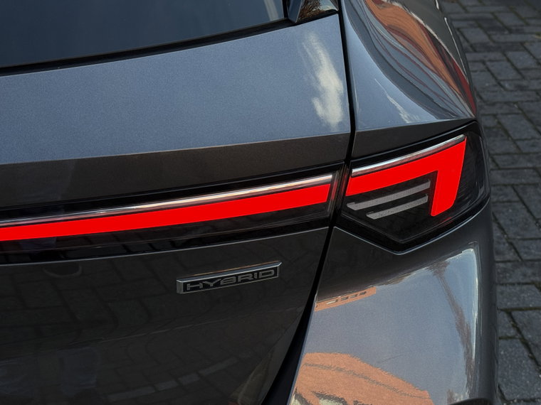 Vehicle Image 37