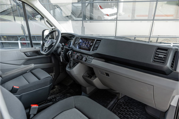 Vehicle Image 8