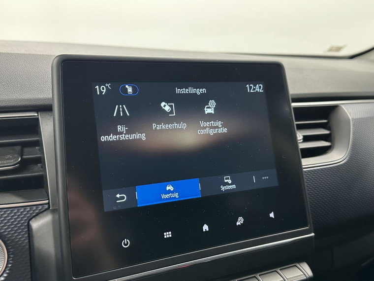Vehicle Image 38