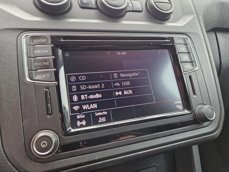 Vehicle Image 32