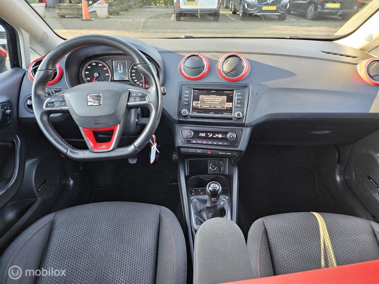 Vehicle Image 28