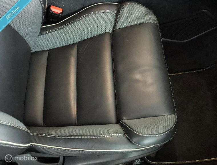 Vehicle Image 40