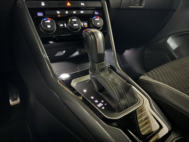 Vehicle Image 39