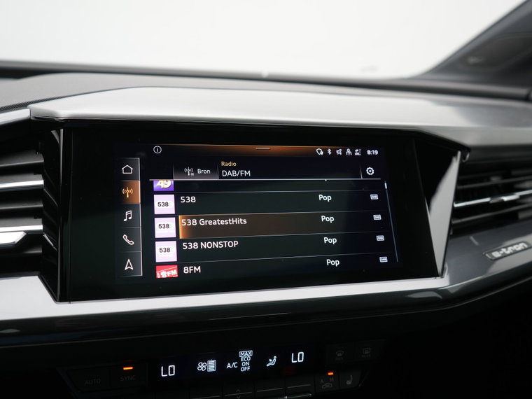 Vehicle Image 38