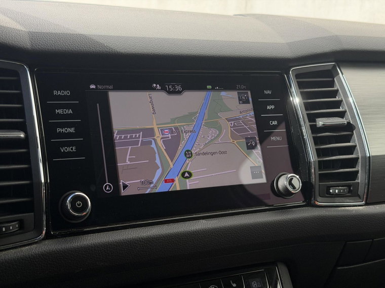 Vehicle Image 17