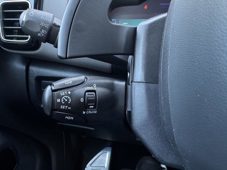 Vehicle Image 33