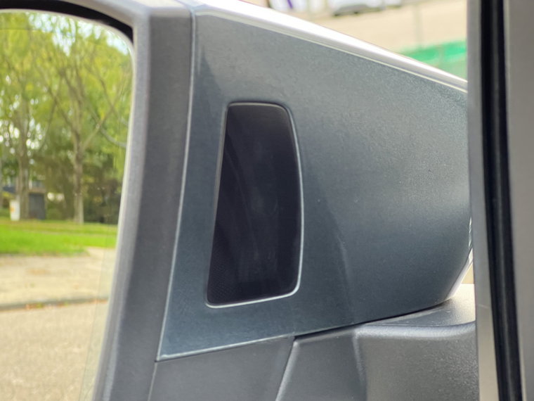 Vehicle Image 23