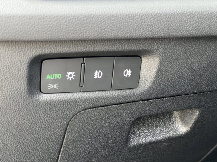 Vehicle Image 24